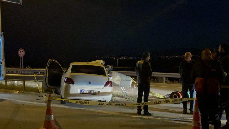 Ankara-Niğde Otoyolu'nda bariyerlere çarpan otomobildeki 2 kişi öldü G1