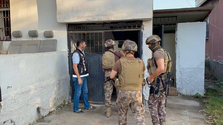 Osmaniye'de uyuşturucu satıcılarına yönelik operasyonda 7 şüpheli yakalandı G3
