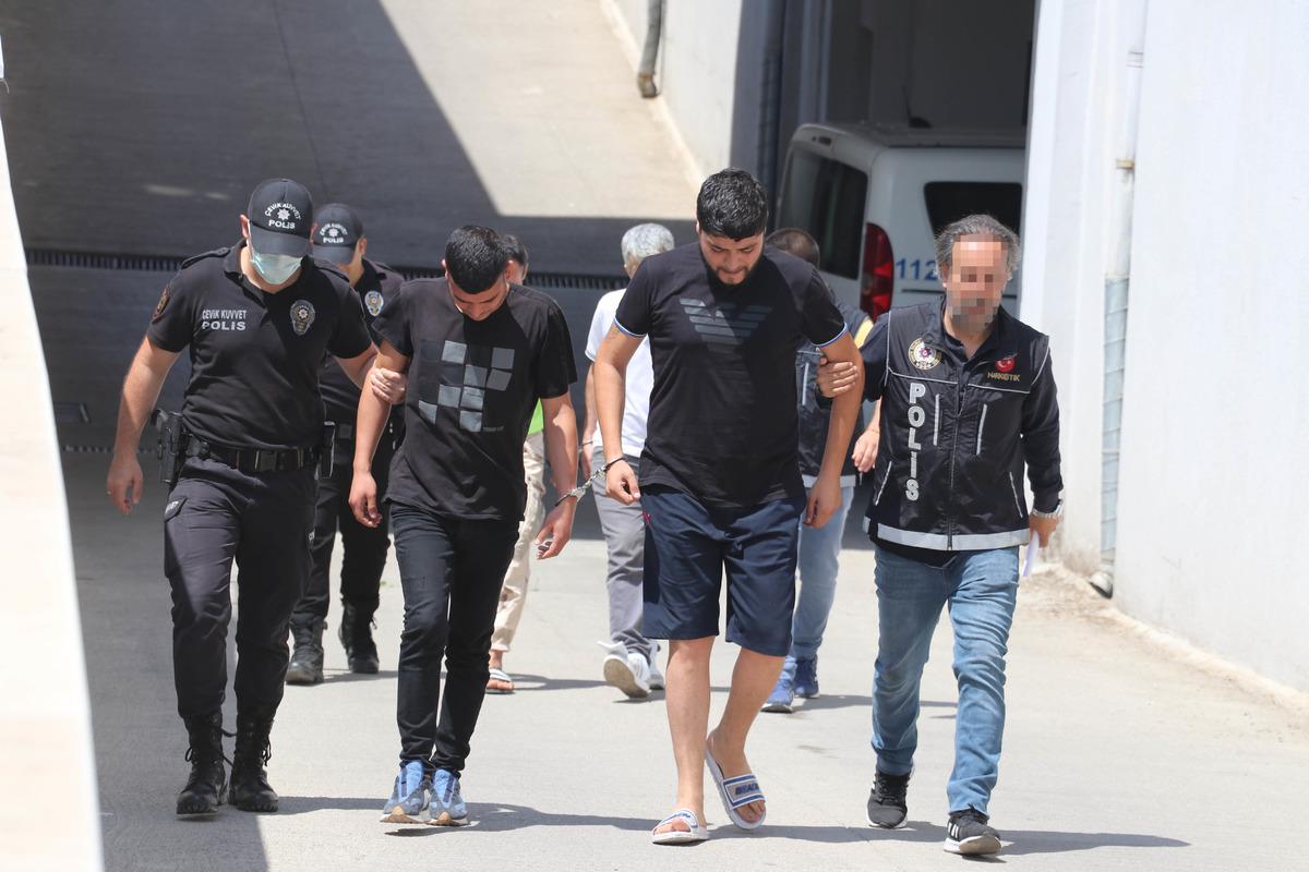 Adana'da uyuşturucu operasyonunda 4 zanlı tutuklandı