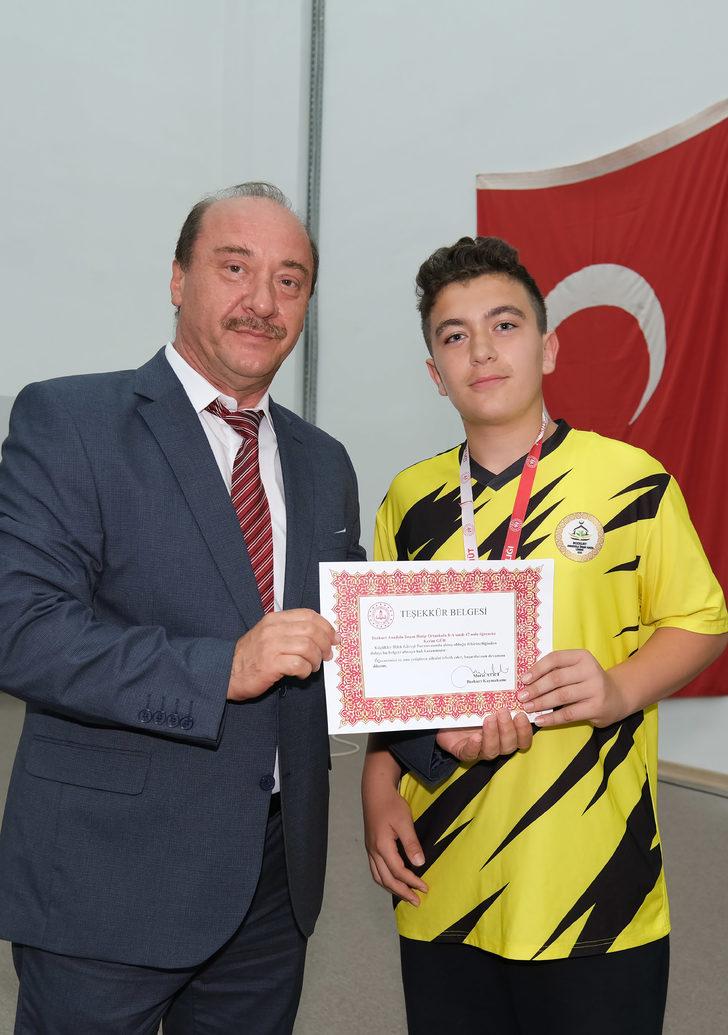 Selin vurduğu Bozkurt'ta başarı gösteren öğrenciler ödüllendirildi G2