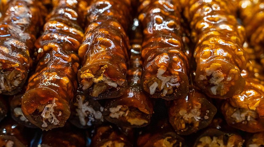 En sağlıklı atıştırmalık: Evde cevizli sucuk tarifi