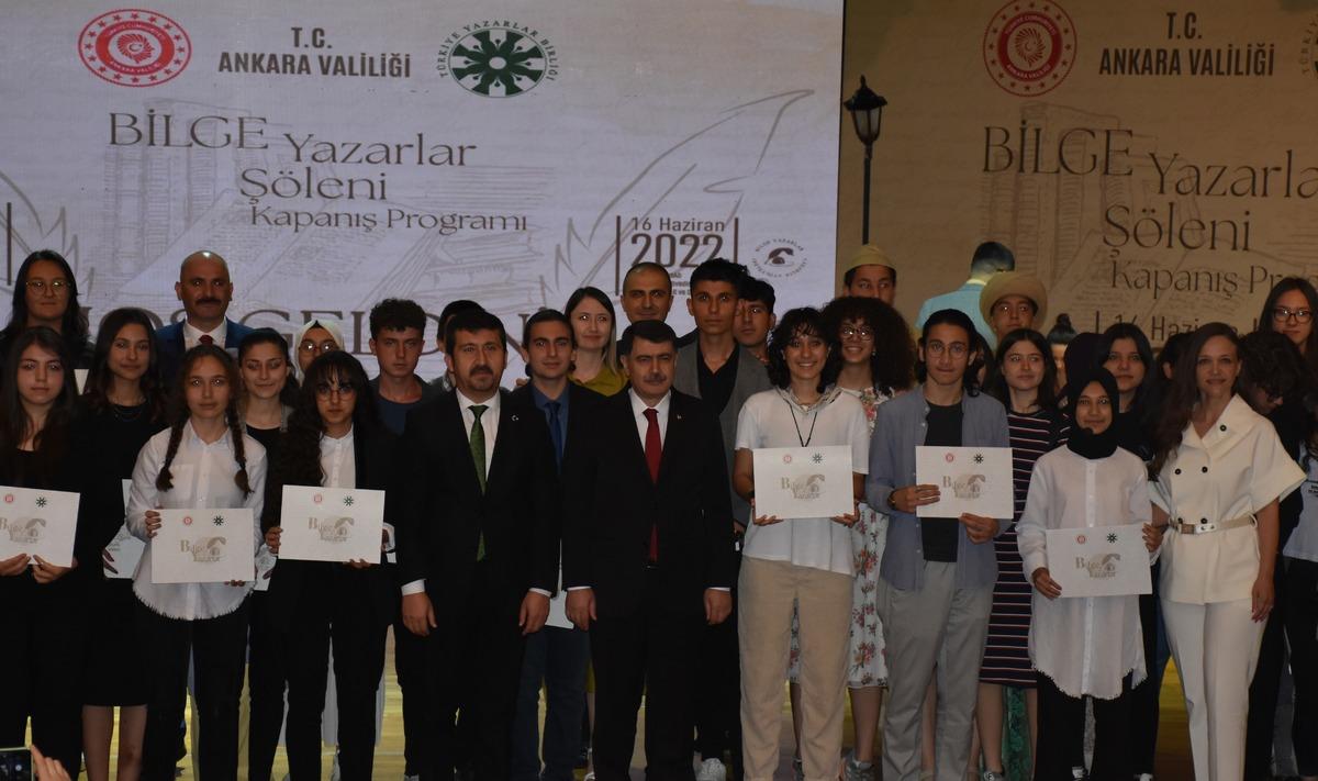 Geleceğin yazarları "Bilge Yazarlar" sertifikalarını aldı