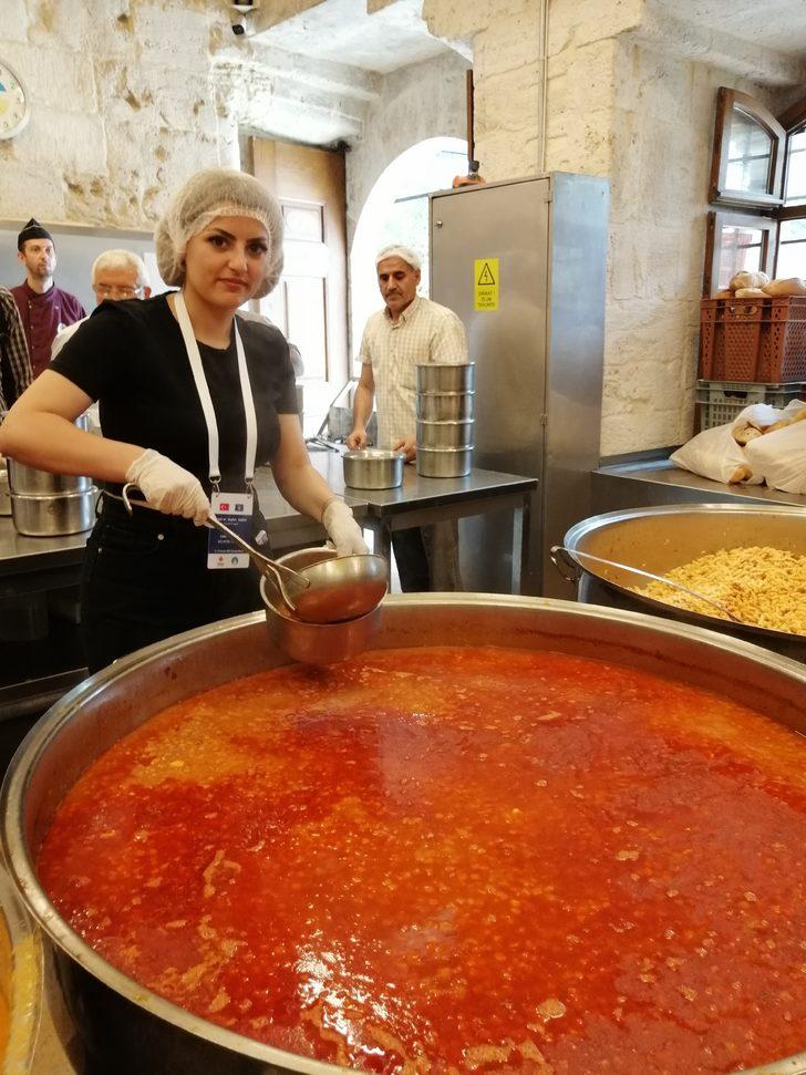 Vakıflar Genel Müdürlüğü Kosovalı öğrencileri Türkiye'de ağırlıyor G3