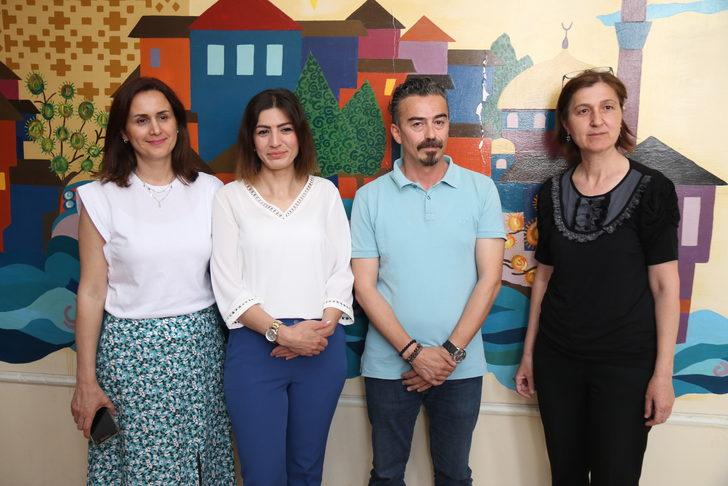 Eskişehir'de nefes borusuna yiyecek kaçan öğretmeni meslektaşları kurtardı G1