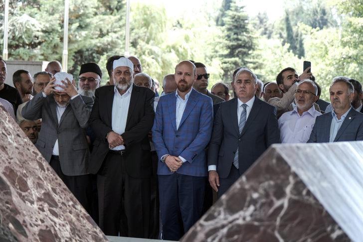 Adnan Menderes ezanın aslına iadesinin 72. yılında İstanbul'da anıldı G1