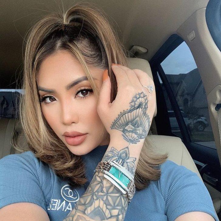 Sosyal medya güzelleri aldıkları en ilginç talepleri anlattı! Tırnak kupürlerinden kullanılmış tampona kadar G3