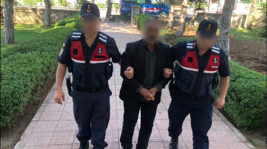 Ter&ouml;r &ouml;rg&uuml;t&uuml; &uuml;yesi firari h&uuml;k&uuml;ml&uuml; Eskişehir'de yakalandı