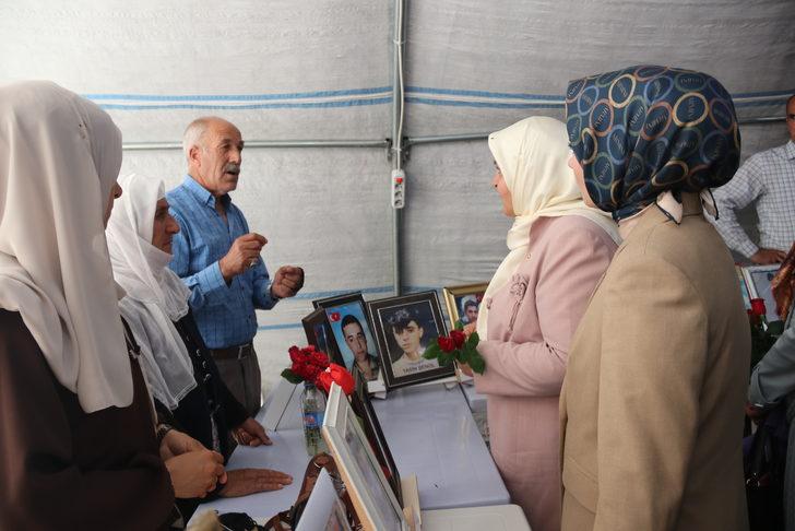 AK Parti Kahramanmaraş Milletvekili Öçal, Diyarbakır annelerini ziyaret etti: G1