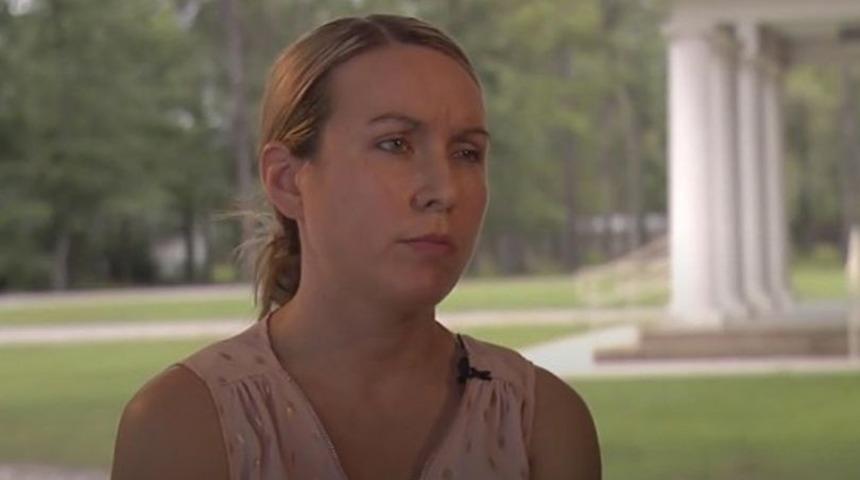 Kendi tecavüzcüsüne nafaka ödüyor! Kızını kaybeden anne olanlara inanamıyor