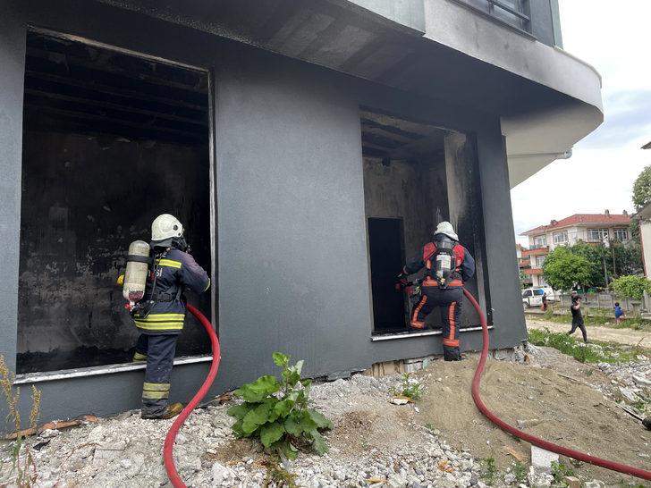 Düzce'de inşaatta çıkan yangında bir kişi dumandan etkilendi G3