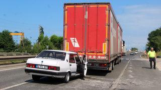 Ordu'da otomobilin tıra çarptığı kazada 3 kişi yaralandı