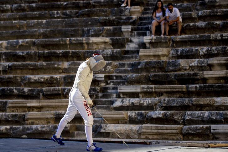 Avrupa Büyükler Eskrim Şampiyonası yarın Antalya'da başlıyor G4