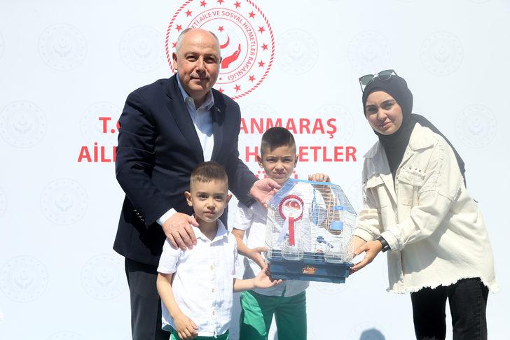 Şehit ve gazi çocuklarının karne hediyesi muhabbet kuşu oldu G2