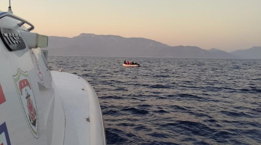 Muğla'da 8 düzensiz göçmen kurtarıldı