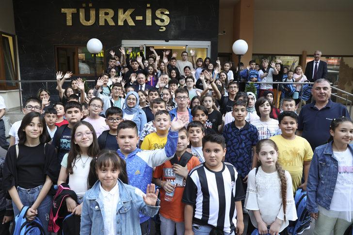 Soma'da şehit olan madencilerin çocuklarından TÜRK-İŞ'e ziyaret G3