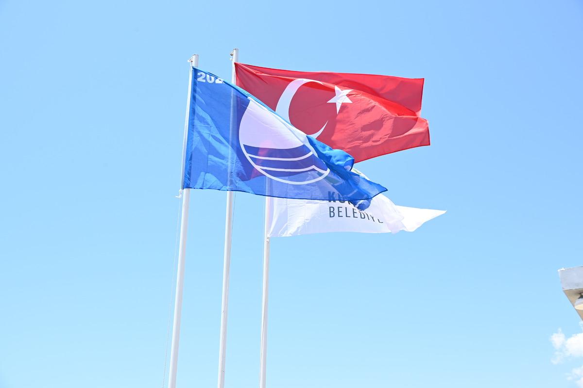 Kumluca'da &uuml;&ccedil; halk plajı "Mavi Bayrak" denetimini başarıyla ge&ccedil;ti
