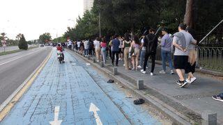 Manga, Fatma Turgut ve Sefo’yu dinlemek için saatlerce sıra beklediler!