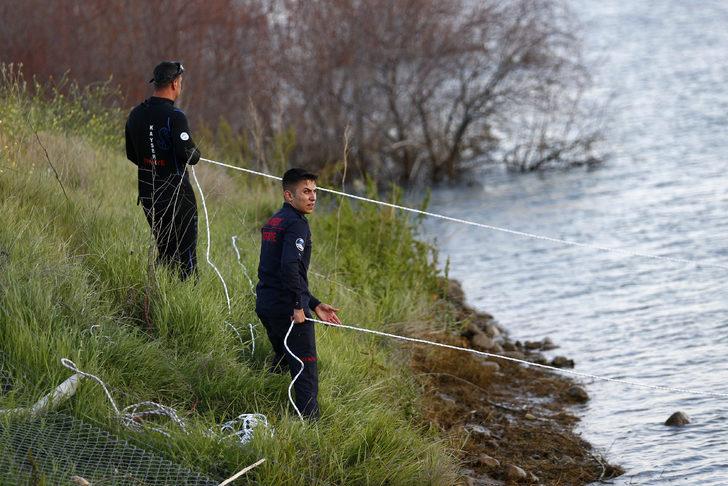 GÜNCELLEME - Kayseri'de Kızılırmak'ta kaybolan kişiyi arama çalışmasına ara verildi G1