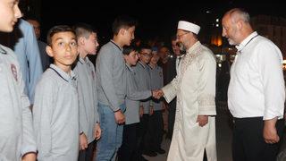 Diyanet İşleri Başkanı Erbaş, Trabzon'da çocuklar ve gençlerle buluştu: