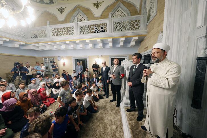 Diyanet İşleri Başkanı Erbaş, Trabzon'da çocuklar ve gençlerle buluştu: G4