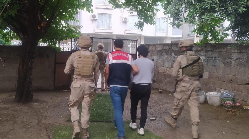 Osmaniye'de terör örgütü DEAŞ'a yönelik operasyonda 3 zanlı yakalandı