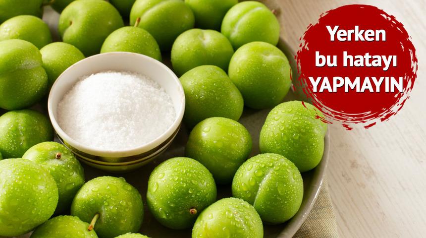 Yeşil erik yerken yapılan en büyük hata! Çöpe dökün daha iyi