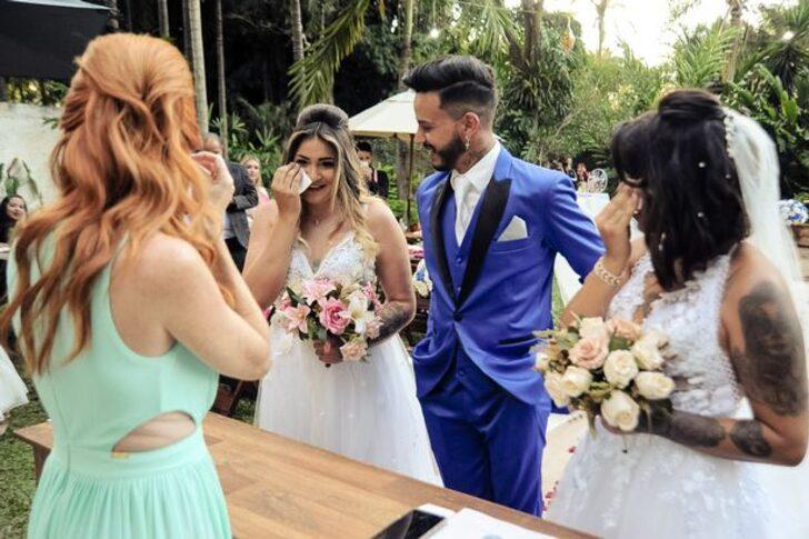 Bu çözüm çok konuşulur! Karısı biseksüel olduğunu söyleyince ilişkilerine üçüncü kişiyi davet ettiler G2