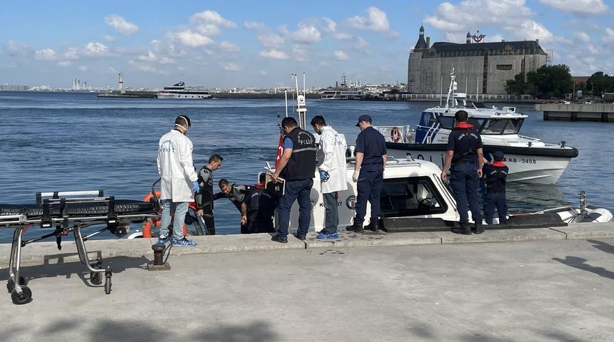 Kadıköy’de denizde ceset bulundu