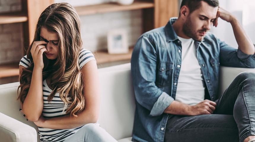 İlişkinizde bunları yaşıyorsanız dikkat! Ayrılığa yol açıyor