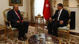 Ahmet Davutoğlu, Tuğrul Türkeş ile görüştü