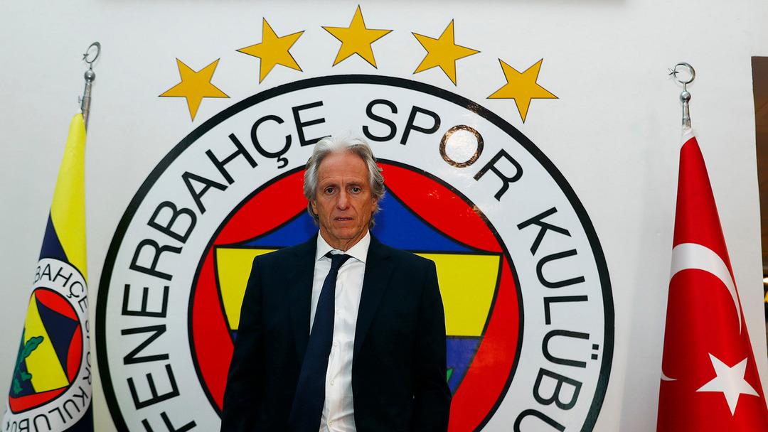 SON DAKİKA: Jorge Jesus neşteri vurdu! Fenerbah&ccedil;e'de 9 isim yolcu