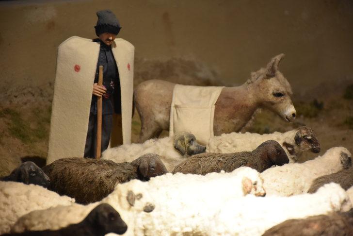 Kars'ta öğrenciler "Geçmişi Tanıyor Geleceğe Taşıyoruz" sloganıyla tarihi alanları gezdi G5