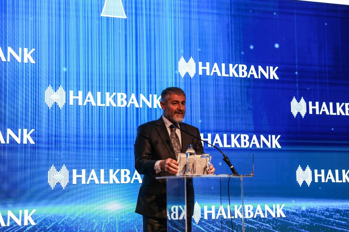 Halkbank Genel M&uuml;d&uuml;r&uuml; Arslan, "Halkbank &Uuml;reten Kadınlar Buluşması"nda konuştu: