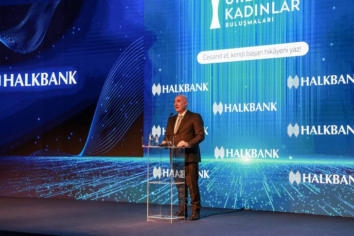 Bakan Nebati, Adana'da "Halkbank Üreten Kadınlar Buluşması"nda konuştu: (2) G2