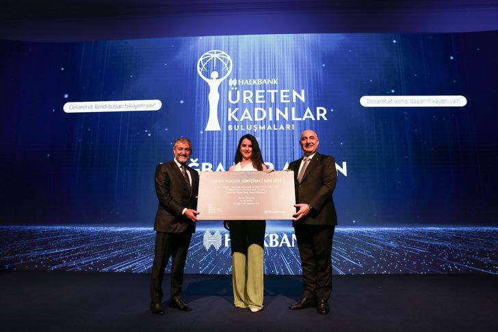 Bakan Nebati, Adana'da "Halkbank Üreten Kadınlar Buluşması"nda konuştu: (2) G3