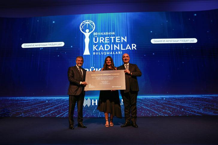 Bakan Nebati, Adana'da "Halkbank Üreten Kadınlar Buluşması"nda konuştu: (2) G4