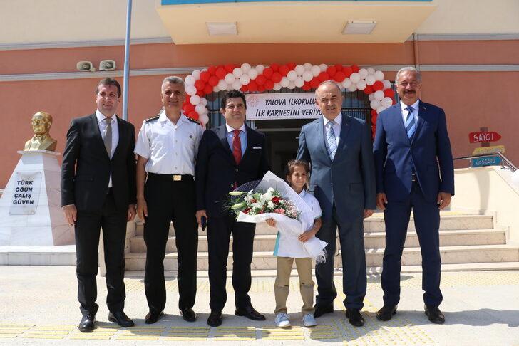 Bursa ve çevre illerdeki okullarda karne heyecanı G1