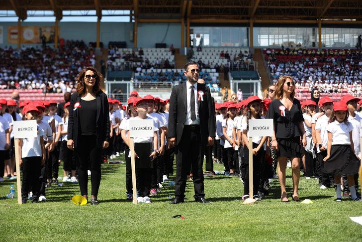 Milli Eğitim Bakanı Özer, 2021-2022 Eğitim Öğretim Yılı Karne Dağıtım Töreni'nde konuştu: G3