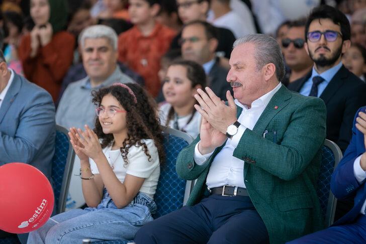 TBMM Başkanı Şentop, "Esenler Karne Şenliği"ne katıldı: G3