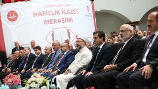 Diyanet İşleri Başkanı Erbaş, Trabzon'da hafızlık icazet törenine katıldı: