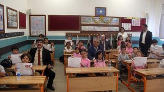 Konya, Afyonkarahisar, Karaman ve Aksaray'da karne sevinci