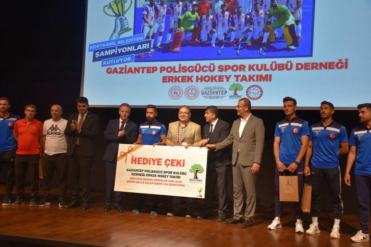 Gaziantep'te başarılı takım ve sporcular ödüllendirildi G4