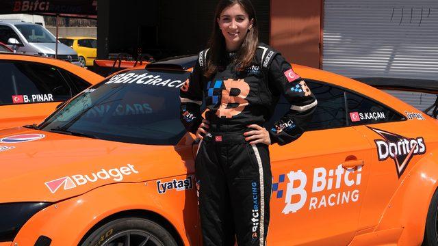 Türkiye Pist Şampiyonası'nda 30 yıl aradan sonra kadın pilot yarışacak