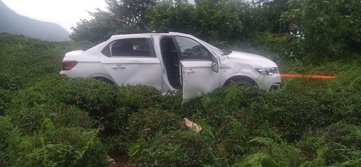 Artvin'de otomobilin çay bahçesine yuvarlandığı kazada 1 kişi öldü G2