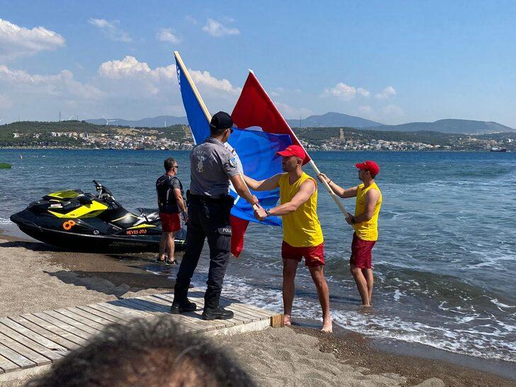 İzmir'de Aliağa Polis Plajı'na mavi bayrak asıldı G2