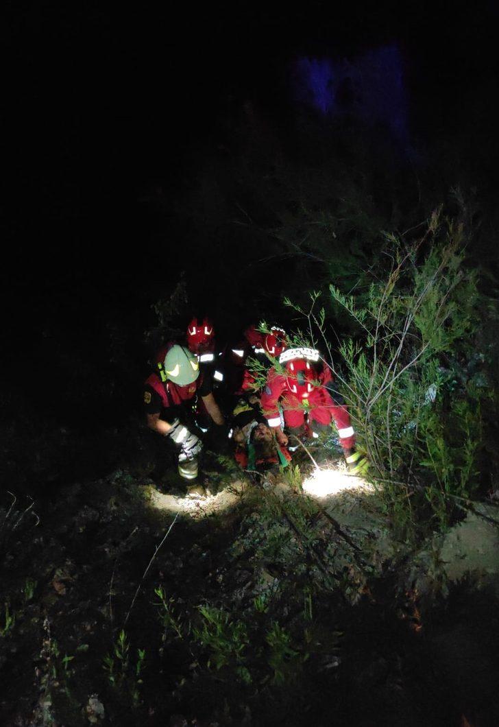 Muğla'da uçuruma devrilen otomobildeki 2 kişi yaralandı G2