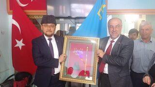 Ukrayna'nın Ankara Büyükelçisi Vasyl Bodnar, Konya'da Kırım Türkleri Derneğini ziyaret etti