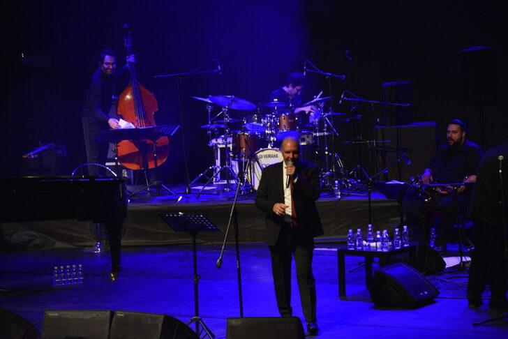 Uluslararası Bursa Festivali'nde Selen Beytekin ve Fatih Erkoç sahne aldı G4