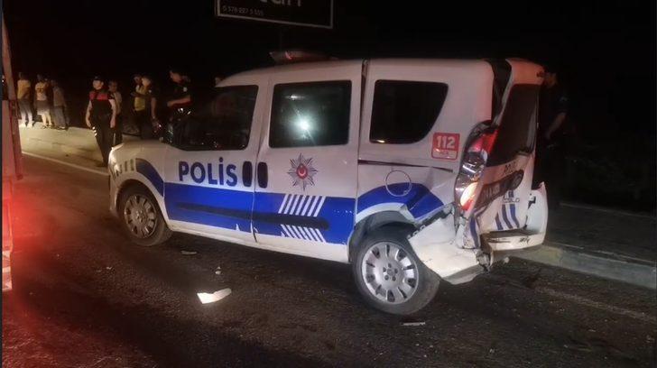 Bartın'da "dur" ihtarına uymayan alkollü sürücünün otomobili polis aracına çarptı G3