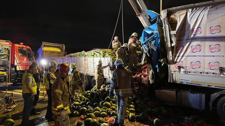 Kuzey Marmara Otoyolu’nda iki tırın çarpışması sonucu 1 kişi öldü G4